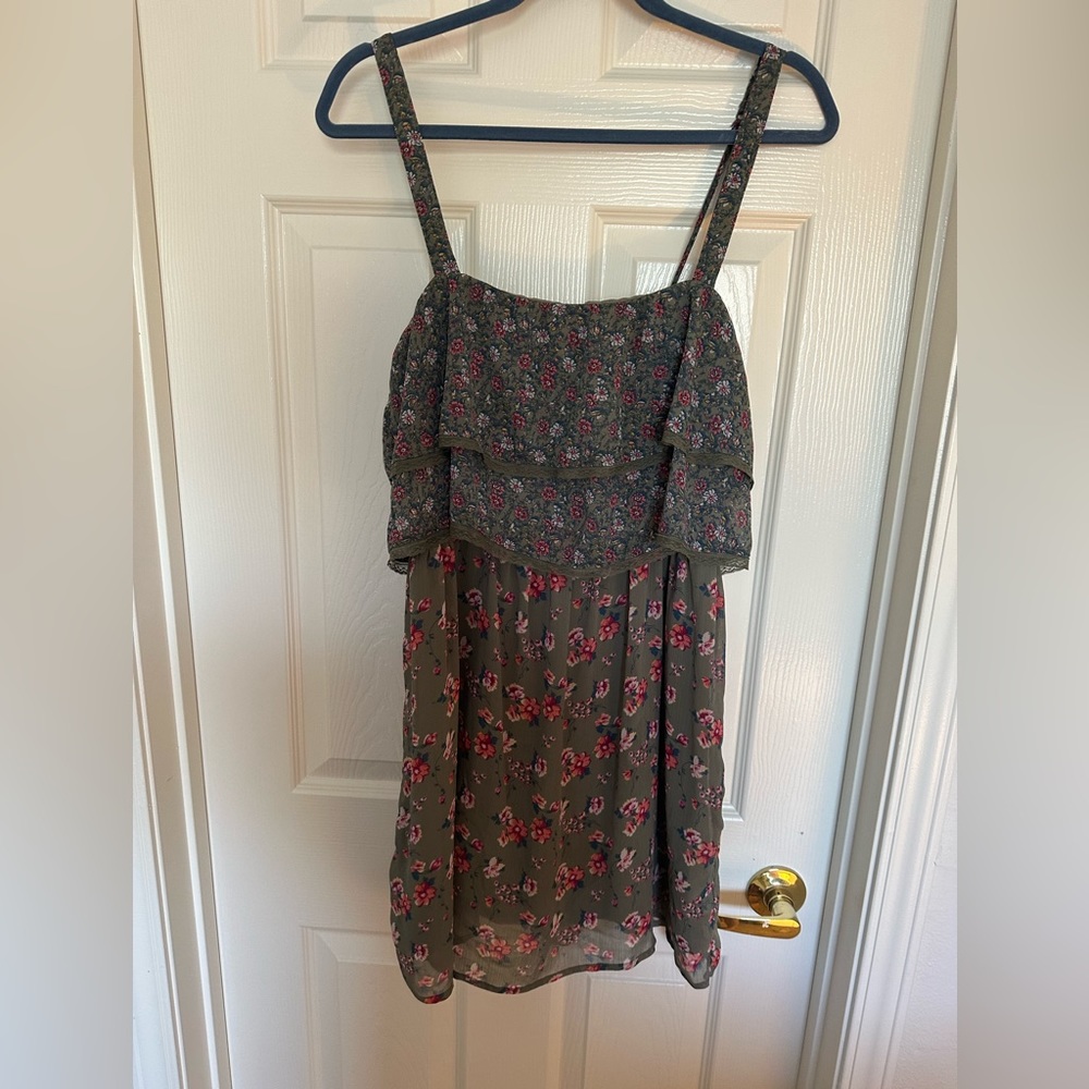 Floral short dress